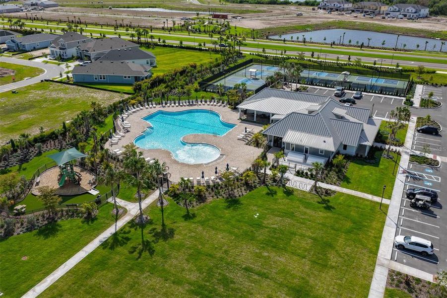 Community amenities in , Apollo Beach (Image 86).