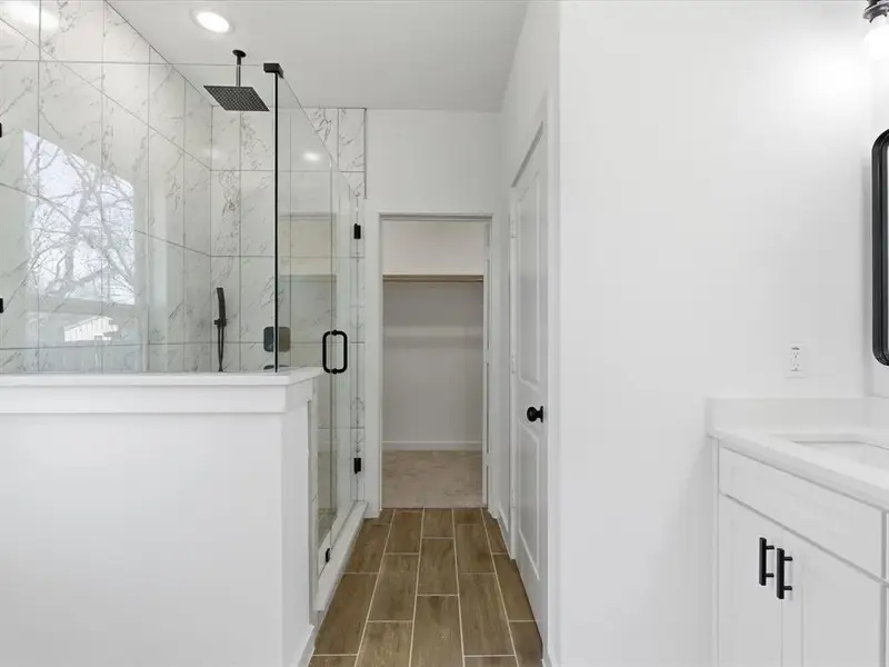Furnished interior view inside a new home in , Kaufman (Image 6).