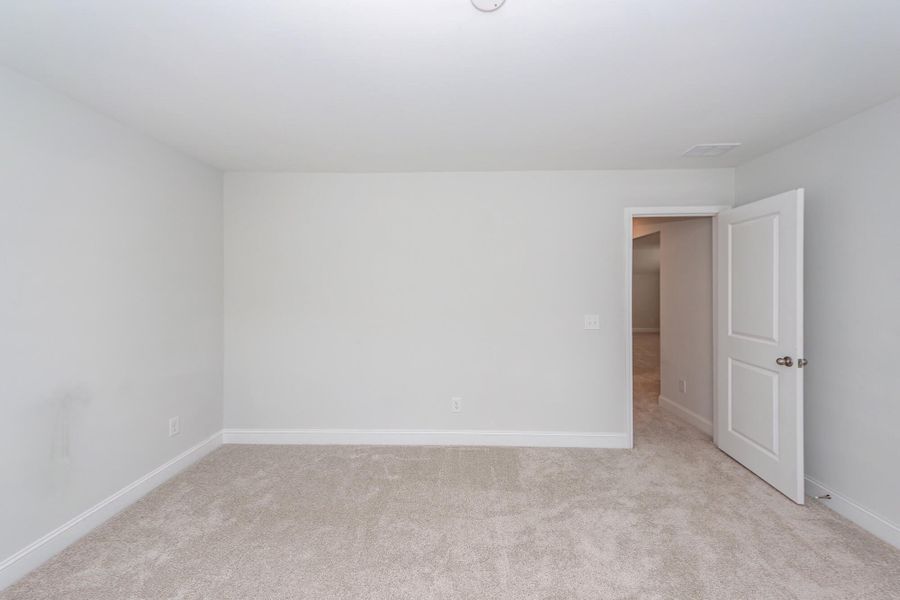 Spacious, unfurnished interior of a new home in Hampton Woods, Summerville (Image 29). Spacious, unfurnished interior of a new home in Hampton Woods, Summerville (Image 29).