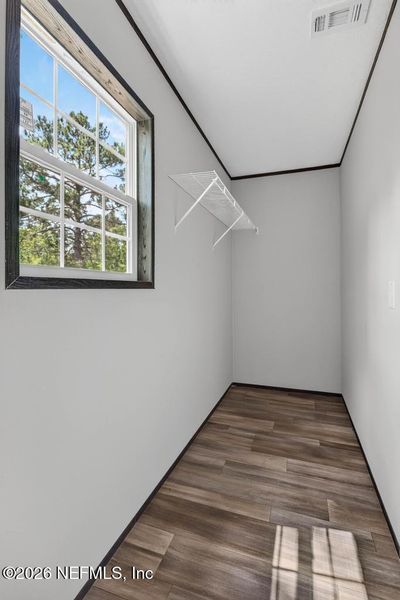 Spacious, unfurnished interior of a new home in , Callahan (Image 24).