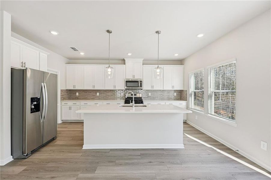 Furnished interior view inside a new home in Creekside at Oxford Park, Fairburn (Image 15).