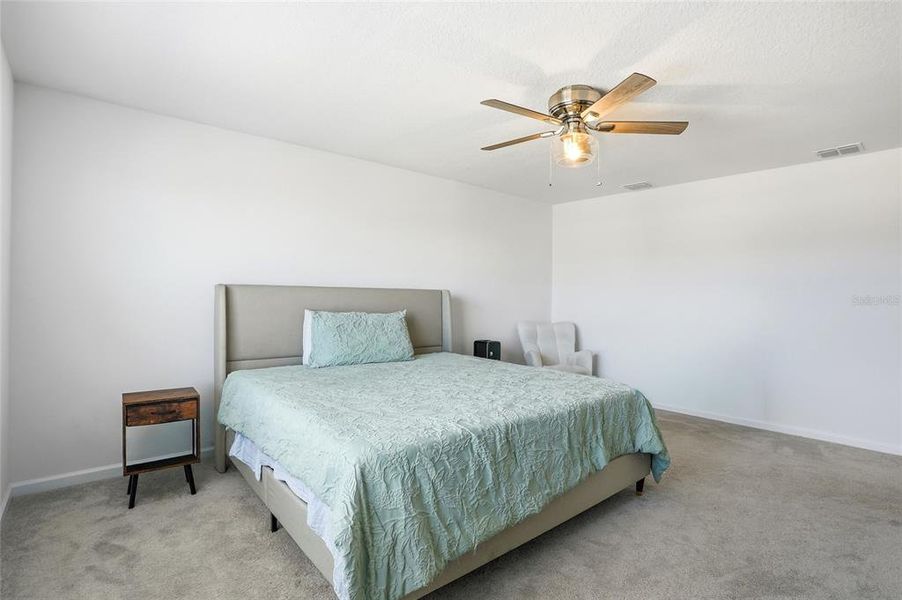 Furnished interior view inside a new home in Westview, Kissimmee (Image 19).