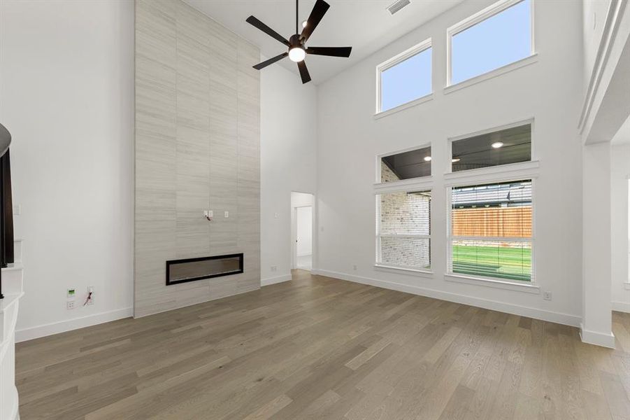 06. 5701 Burford - Family (2)