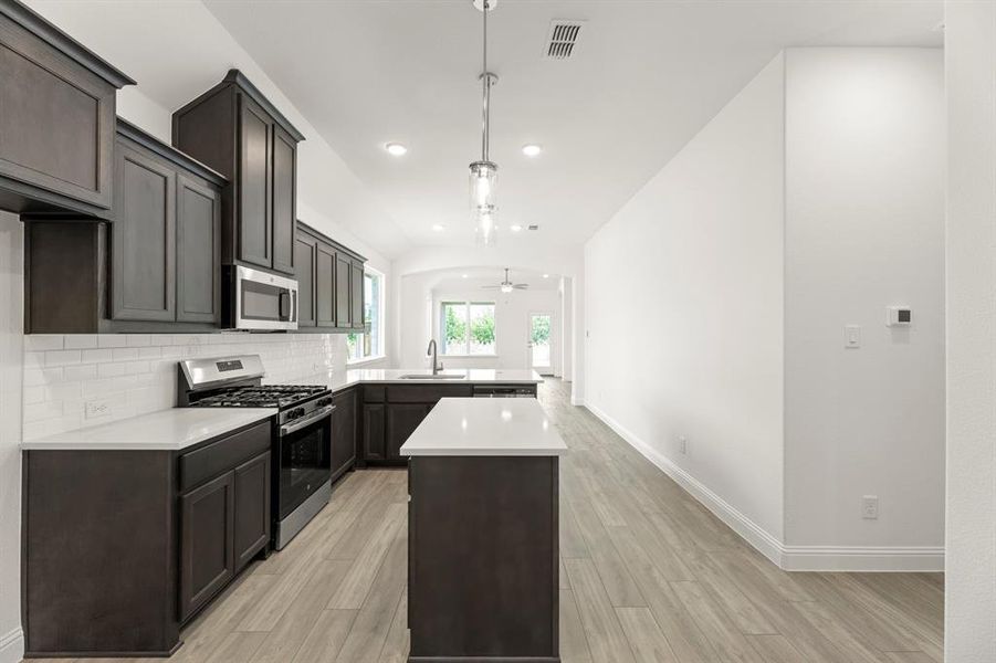 05_2244 Walden Pond Blvd, Forney