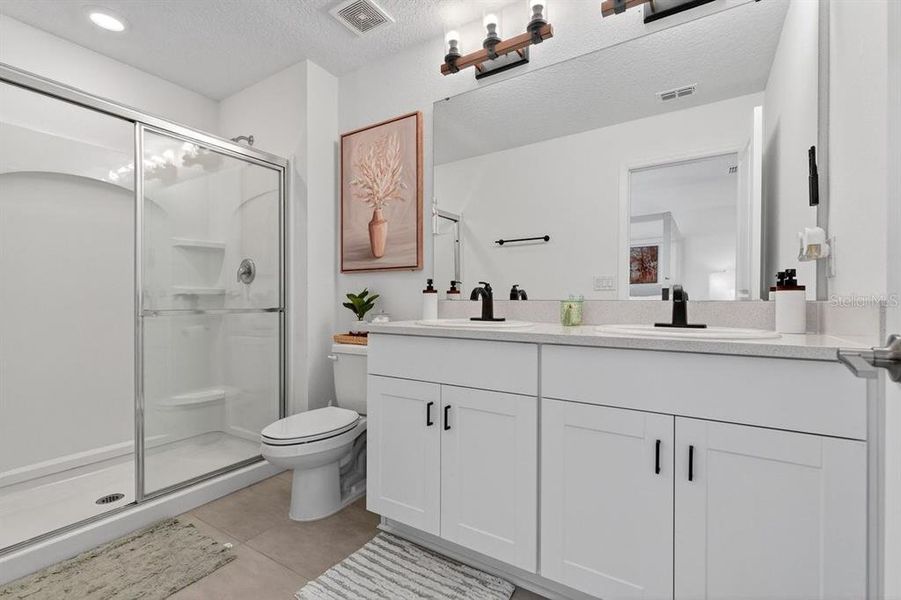 Furnished interior view inside a new home in , Edgewater (Image 5).