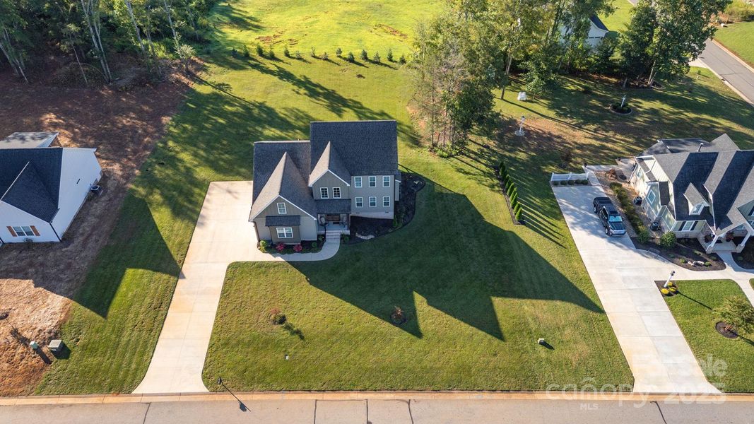 Image 44 of a home in .