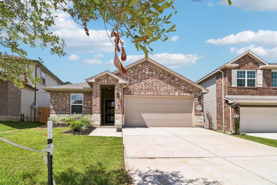 Image 6 of a home in .