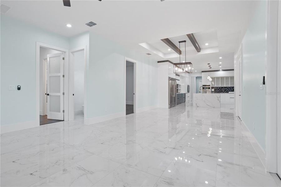Spacious, unfurnished interior of a new home in , Eustis (Image 27).