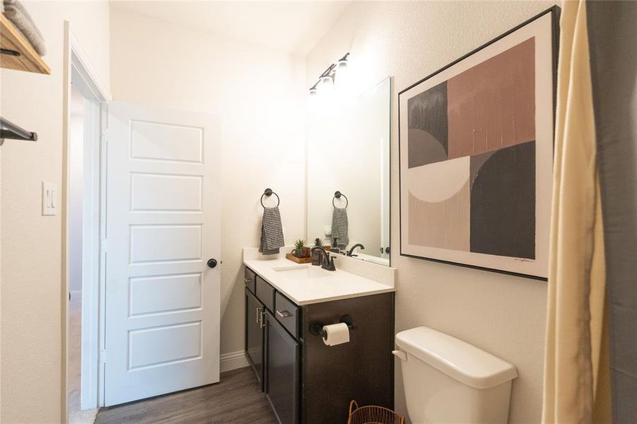 Furnished interior view inside a new home in , Irving (Image 29).