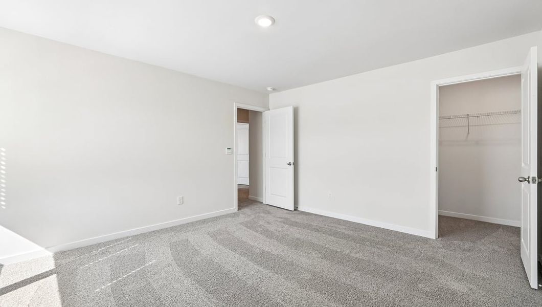 Spacious, unfurnished interior of a new home in The Falls at Newton, Newton (Image 19).