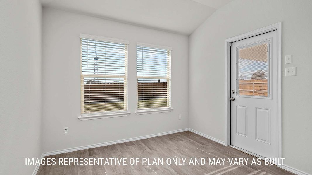 Spacious, unfurnished interior of a new home in The Villages at Schwertner Ranch, Jarrell (Image 10).