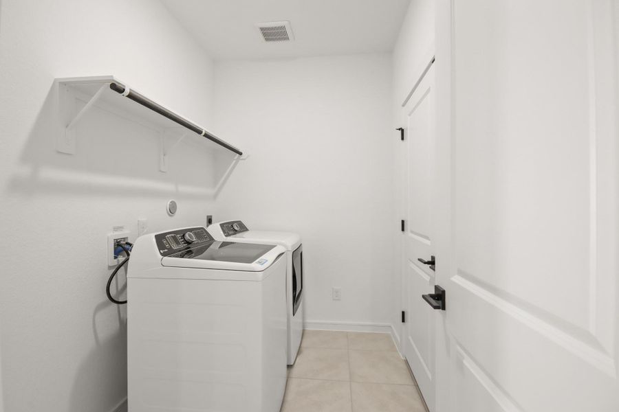 Close-up of interior finishes inside a home in Aspire at The Hills of Town Creek, Montgomery (Image 10). Close-up of interior finishes inside a home in Aspire at The Hills of Town Creek, Montgomery (Image 10).