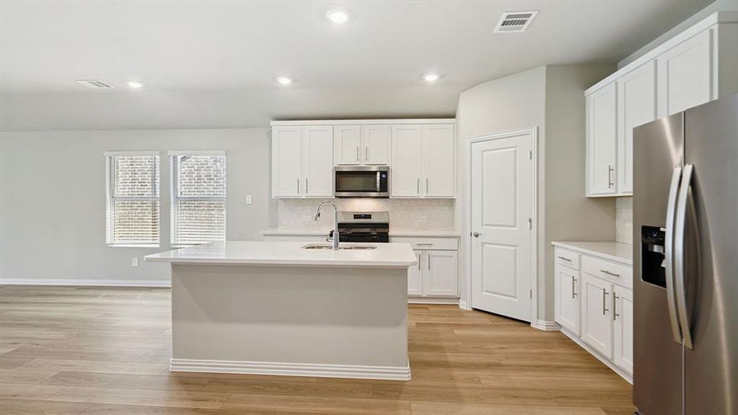 Furnished interior view inside a new home in Windmore, Princeton (Image 11).