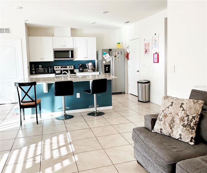 Furnished interior view inside a new home in Harmony at Lake Eloise, Winter Haven (Image 5). Furnished interior view inside a new home in Harmony at Lake Eloise, Winter Haven (Image 5).