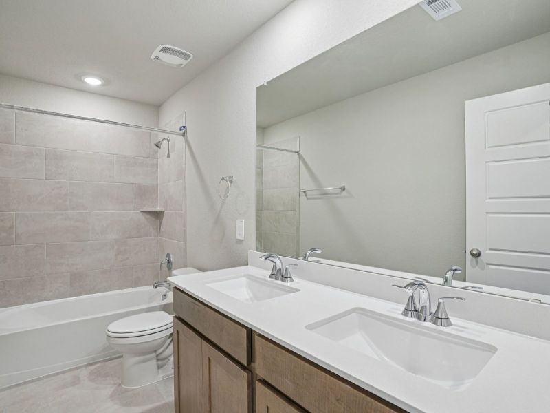 Furnished interior view inside a new home in Lark Canyon, New Braunfels (Image 13).