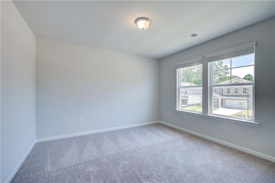 Spacious, unfurnished interior of a new home in Bowers Farm, McDonough (Image 17).
