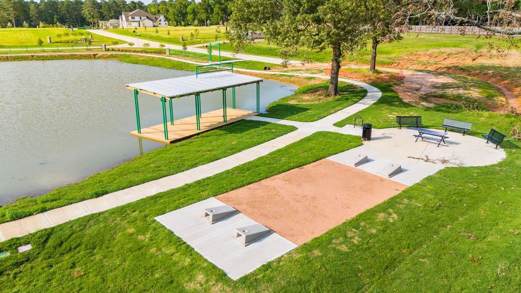 Community amenities in Bentwood Farms, Montgomery (Image 19).