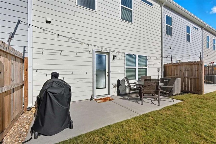 Exterior details and patio area of a home in , Jasper (Image 4).