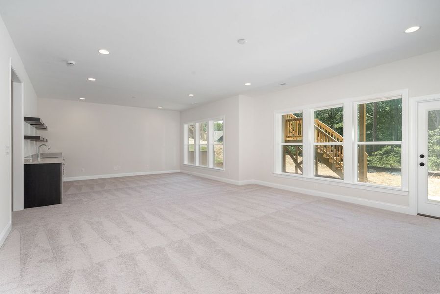 Representative unfurnished interior of a home built from the Harvard by Greybrook Homes in Harbor Watch, Statesville (Image 34).