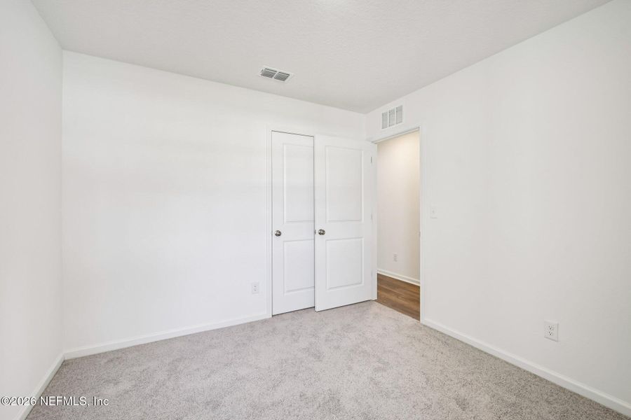 Spacious, unfurnished interior of a new home in Kings Landing, Jacksonville (Image 16).