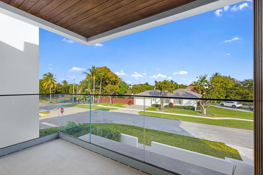 Exterior details and patio area of a home in , Boca Raton (Image 34).