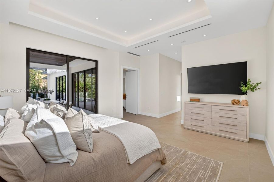 Furnished interior view inside a new home in , Fort Lauderdale (Image 15).