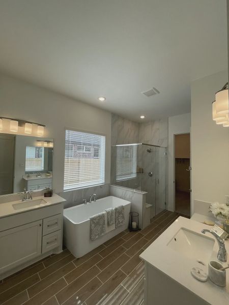Representative furnished interior of a home built from the Mickelson by Chesmar Homes in Riceland Alley Loads, Mont Belvieu (Image 55).