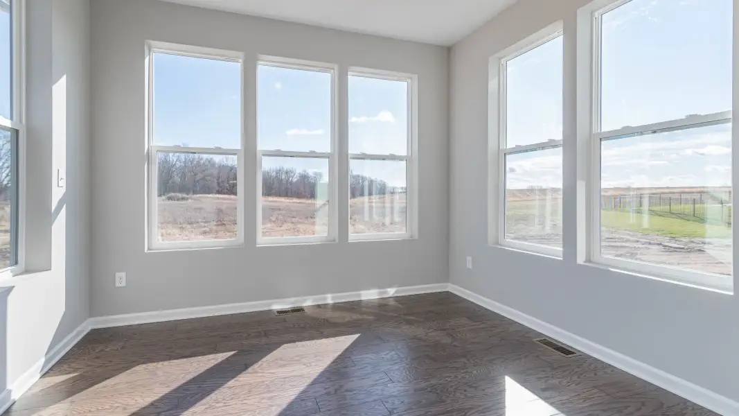 Representative unfurnished interior of a home built from the The Winslow by Norfolk Homes in Offsite Builds Southern Michigan, Ann Arbor (Image 98).