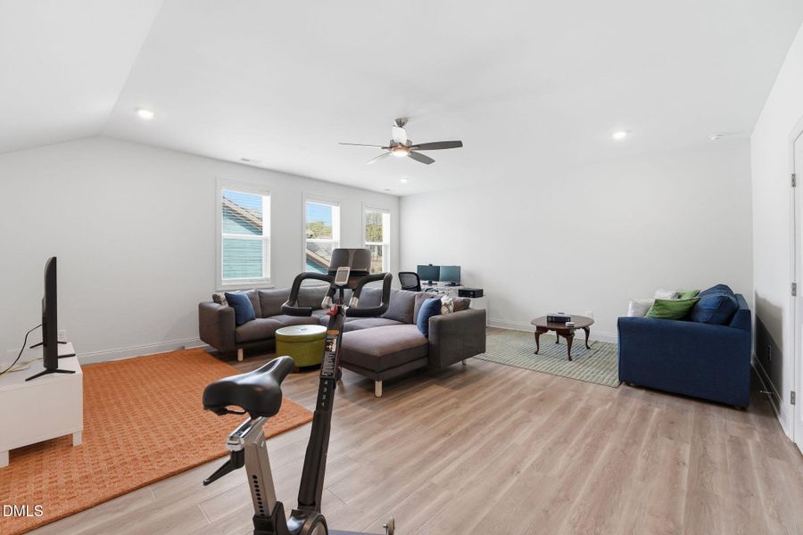 21 Bedroom 4-Flex Space