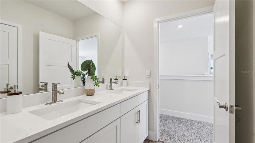 Furnished interior view inside a new home in Briarwood, Alachua (Image 33).