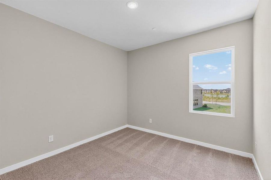 Spacious, unfurnished interior of a new home in Solterra Texas, Mesquite (Image 18).