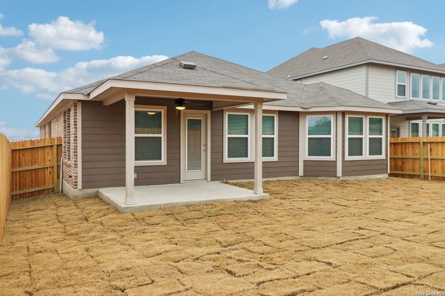 Exterior details and patio area of a home in Sagebrooke - Classic Series, San Antonio (Image 3).