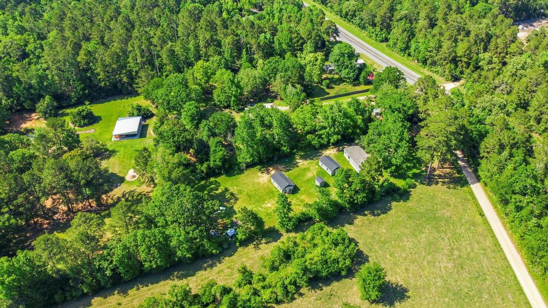 Natural landscape and outdoor views near  in Livingston (Image 37).