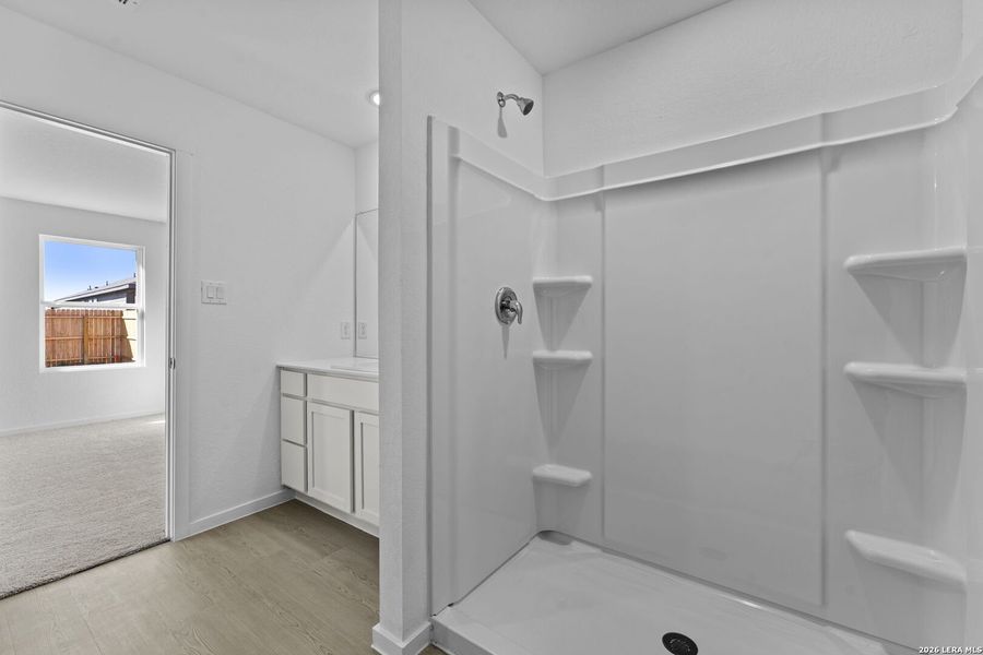 Furnished interior view inside a new home in Friendship Oaks, Fredericksburg (Image 5).