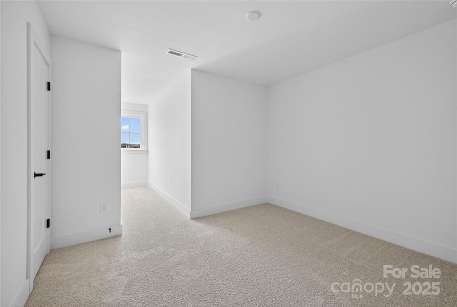 Spacious, unfurnished interior of a new home in , Charlotte (Image 18).