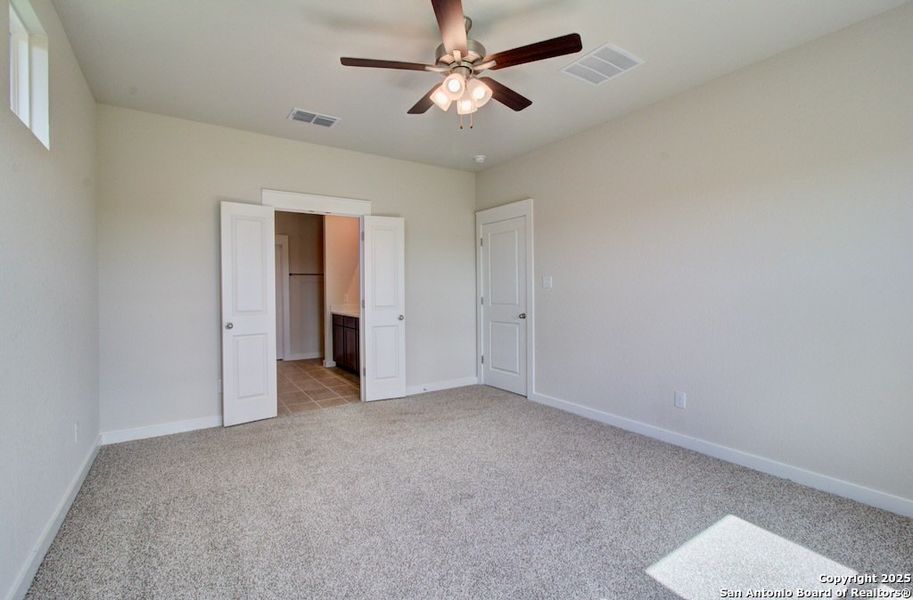 Spacious, unfurnished interior of a new home in Westridge - Landmark, San Antonio (Image 11). Spacious, unfurnished interior of a new home in Westridge - Landmark, San Antonio (Image 11).