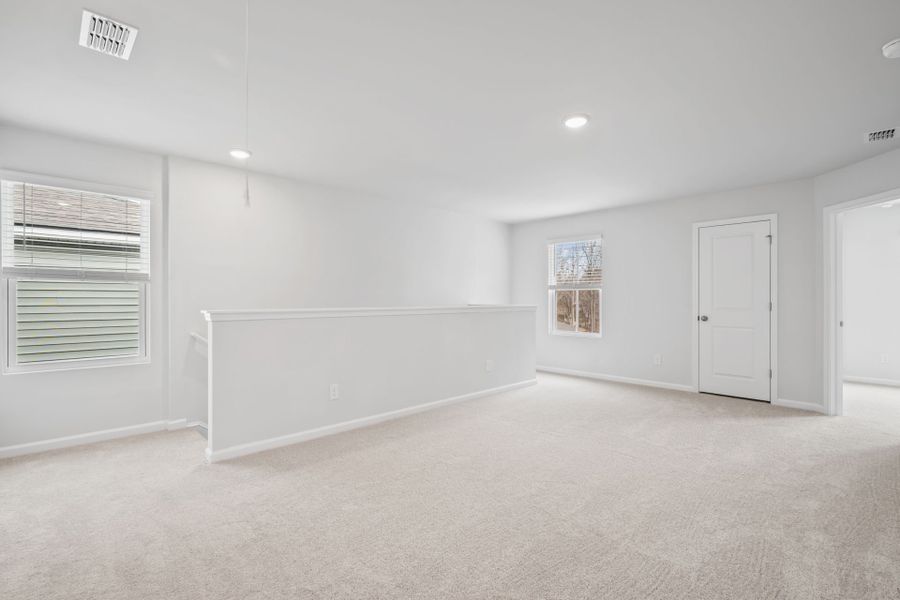 Spacious, unfurnished interior of a new home in Grand Arbor, Blythewood (Image 26).