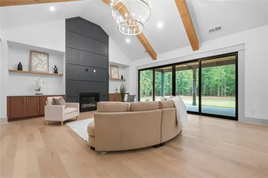 Furnished interior view inside a new home in , Hull (Image 33).