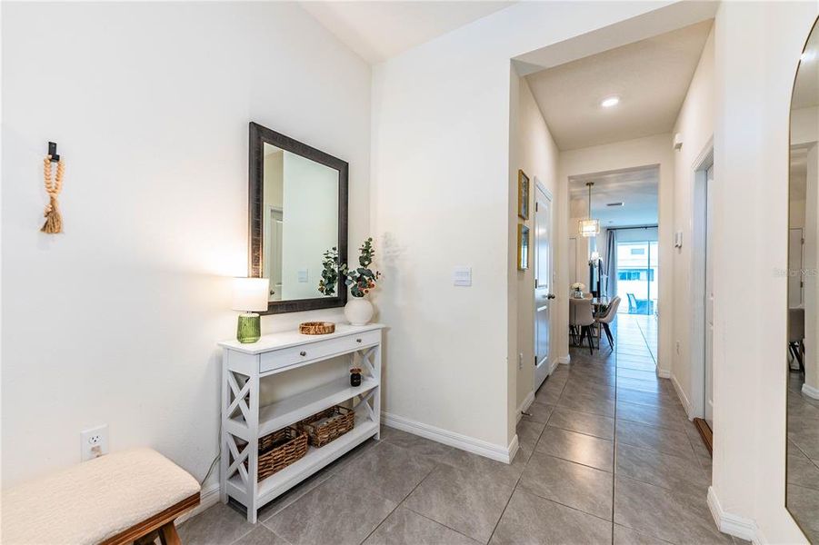 Furnished interior view inside a new home in , Plant City (Image 5).