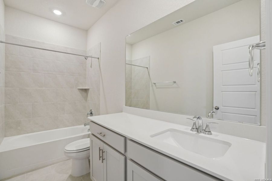 Furnished interior view inside a new home in Sagebrooke - Premier Series, San Antonio (Image 7).