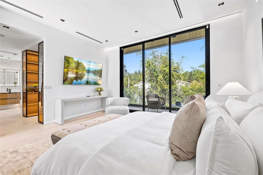 Furnished interior view inside a new home in , Miami Beach (Image 35). Furnished interior view inside a new home in , Miami Beach (Image 35).