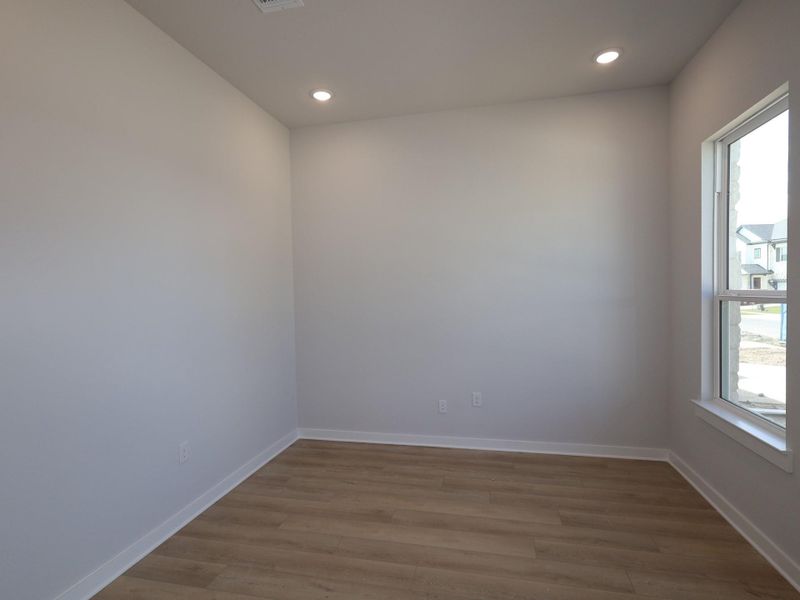 Spacious, unfurnished interior of a new home in Barksdale, Leander (Image 11). Spacious, unfurnished interior of a new home in Barksdale, Leander (Image 11).