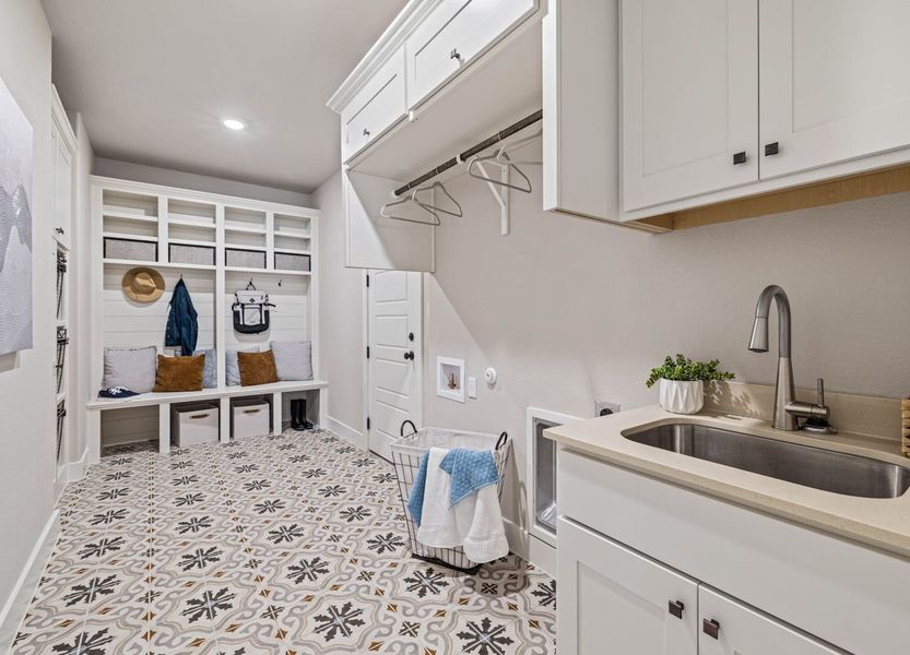 Whitehall Floor Plan in The Colony, Bastrop | Sitterle Homes Mud Room