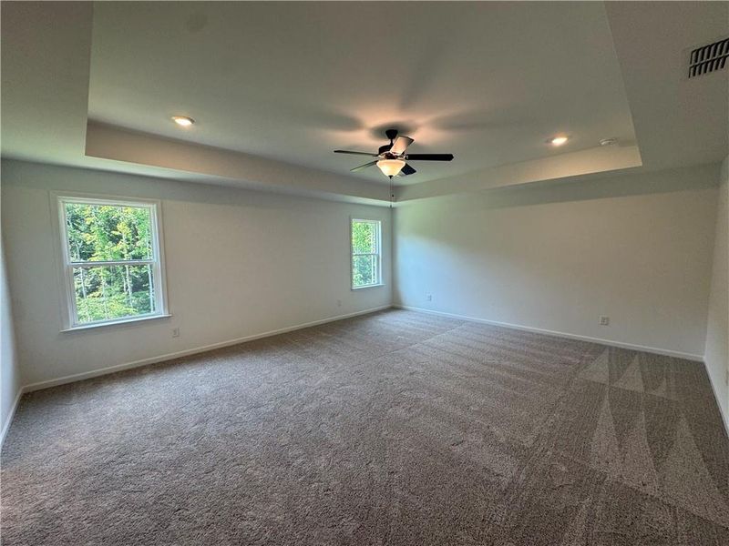 Spacious, unfurnished interior of a new home in Creekside, Dawsonville (Image 51).