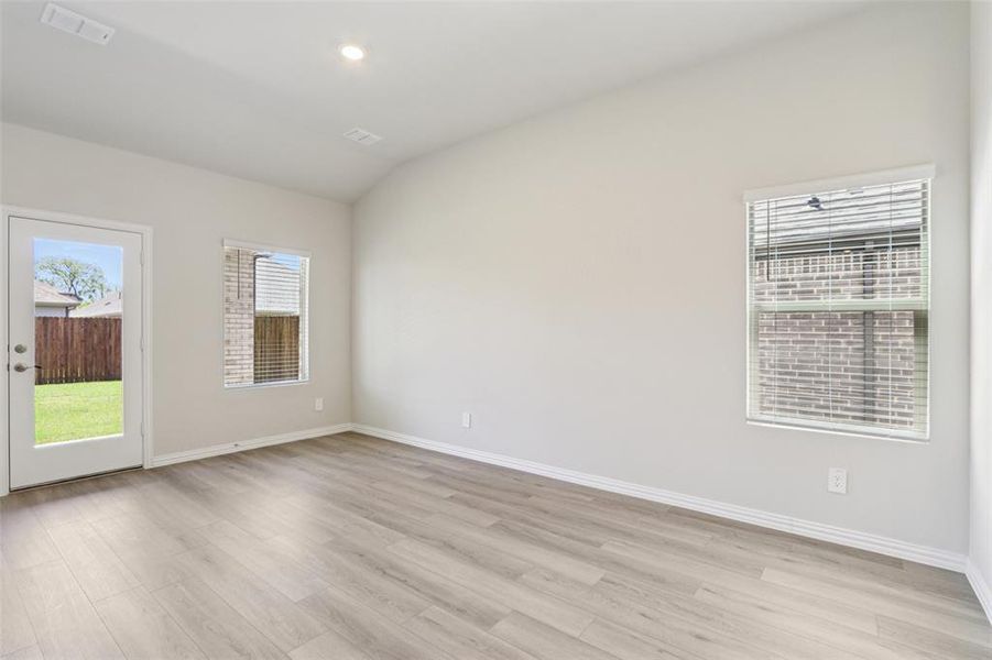 Spacious, unfurnished interior of a new home in Parks at Foster Crossing - Premier Series, Anna (Image 28). Spacious, unfurnished interior of a new home in Parks at Foster Crossing - Premier Series, Anna (Image 28).
