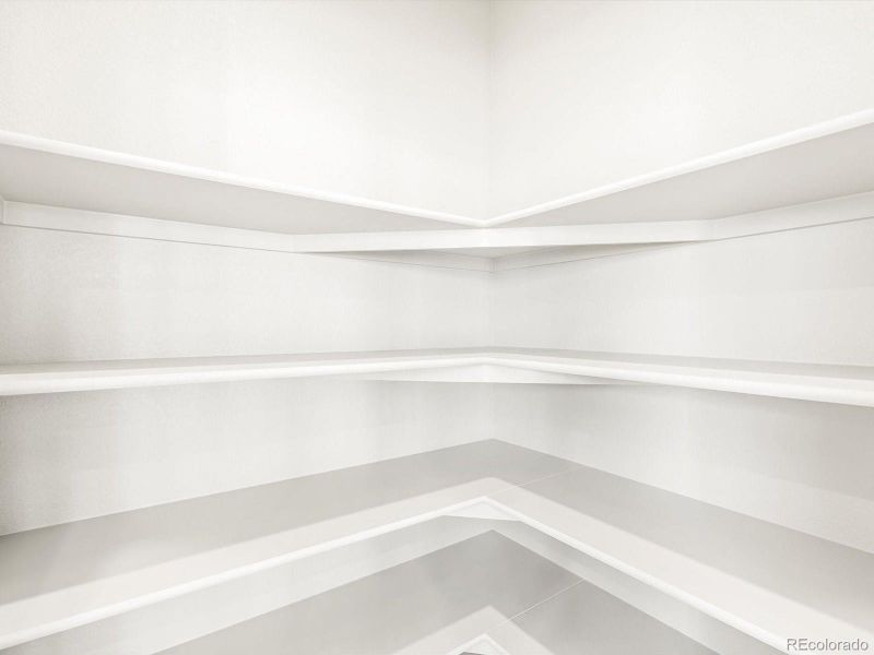 Spacious, unfurnished interior of a new home in Revere at Johnstown, Johnstown (Image 29).