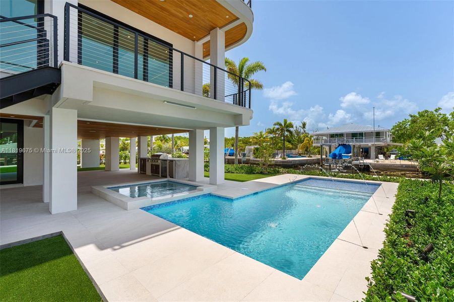 Exterior details and patio area of a home in , Key Largo (Image 21). Exterior details and patio area of a home in , Key Largo (Image 21).