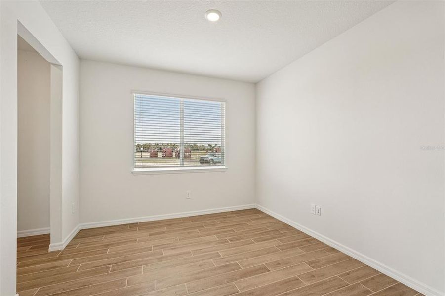 Spacious, unfurnished interior of a new home in Oakfield Trails - Signature Series, Parrish (Image 40).