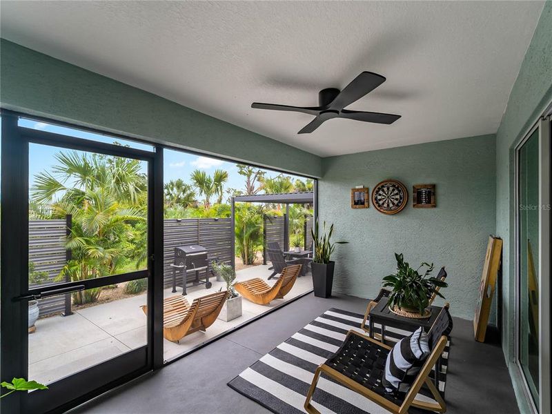 Exterior details and patio area of a home in , Placida (Image 3).