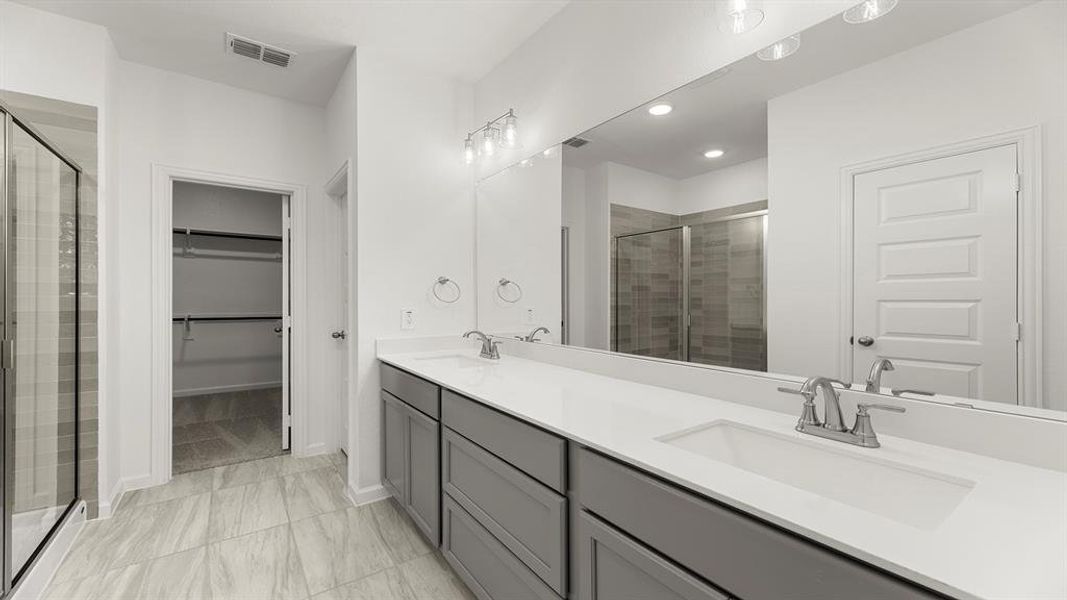 16. 1716 Edgeway - Bath